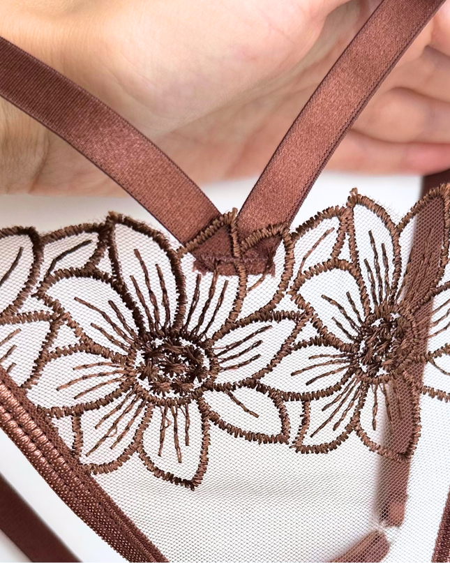 Mocka Bloom  - String Tanga